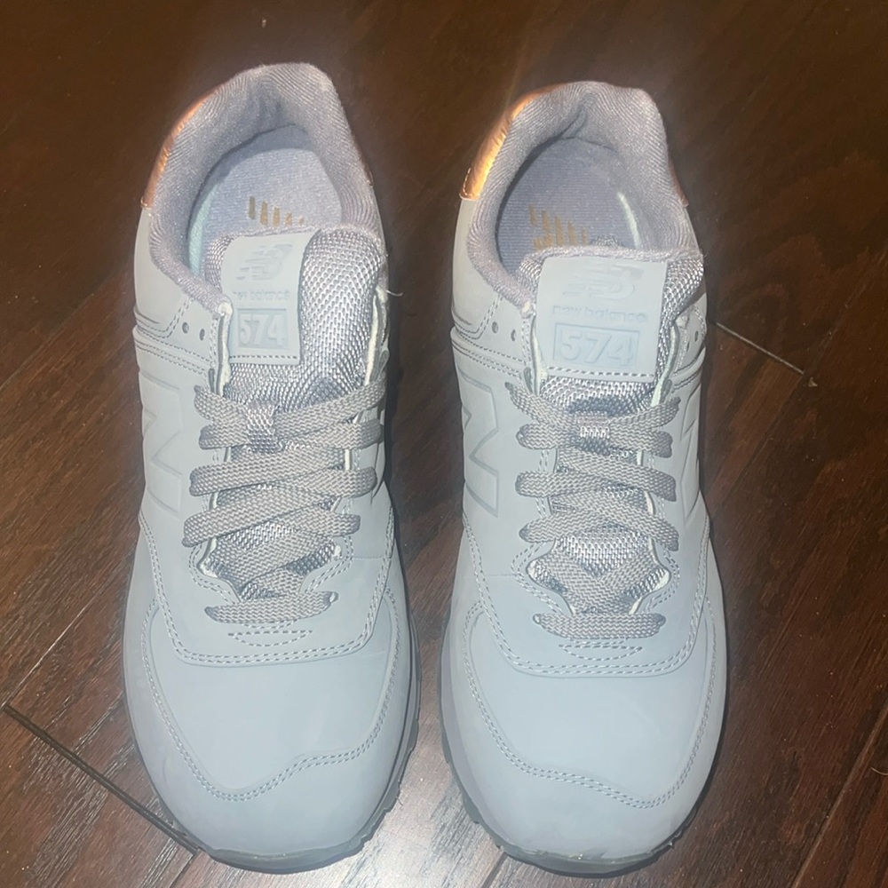 BRAND NEW! New Balance 574 Sneakers